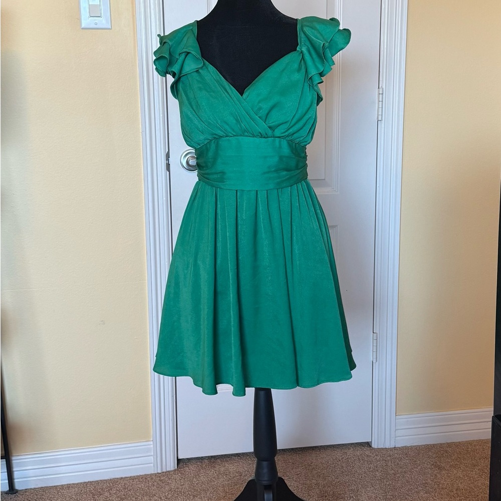 Lulu's Green Pleated Sundress with Sweetheart Neckline